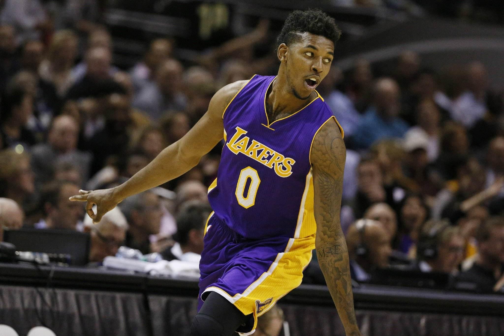 战术微调与 战术微调与