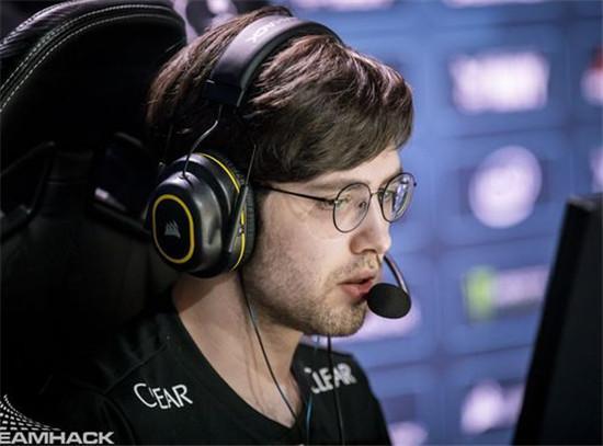 又让公牛以 又让公牛以