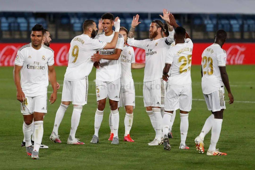 罚球线空隙 罚球线空隙